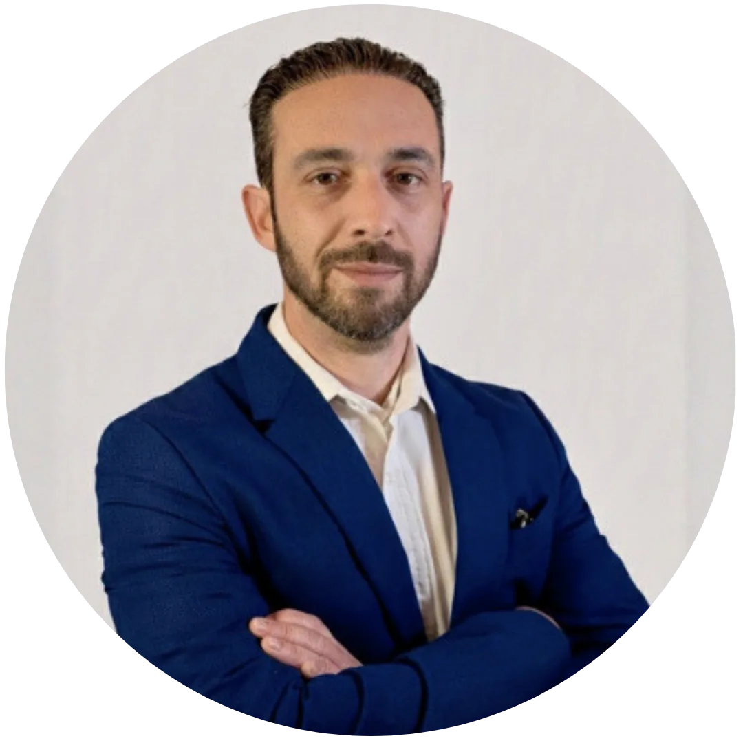 Richard — Asesor de Admisiones